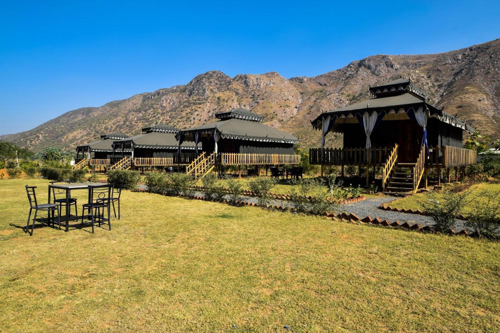 Hotel O Green Valley Resort Pushkar Bagian luar foto